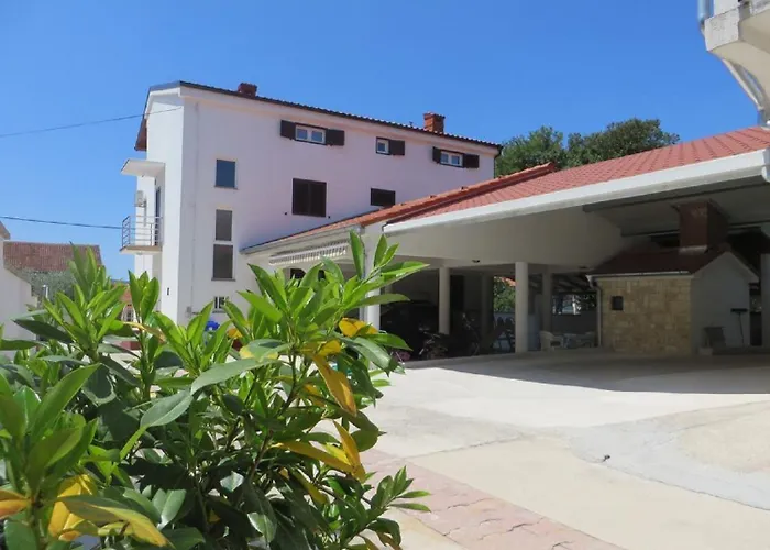 Apartman Dani 2 Biograd Na Moru